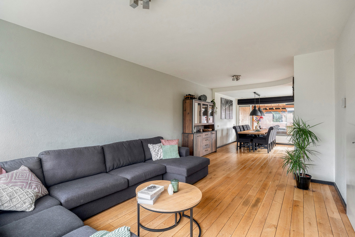 Hoekwoning te koop: Leliestraat 18, Katwijk (Zh)