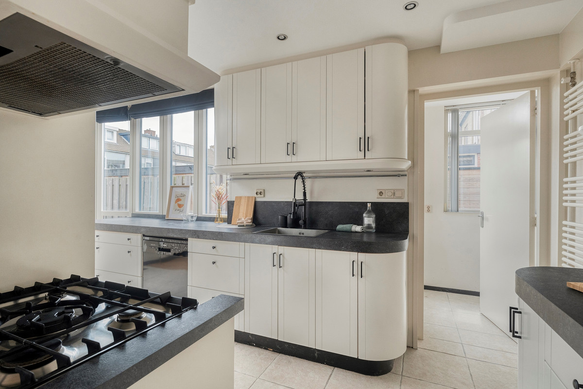 Hoekwoning te koop: Leliestraat 18, Katwijk (Zh)