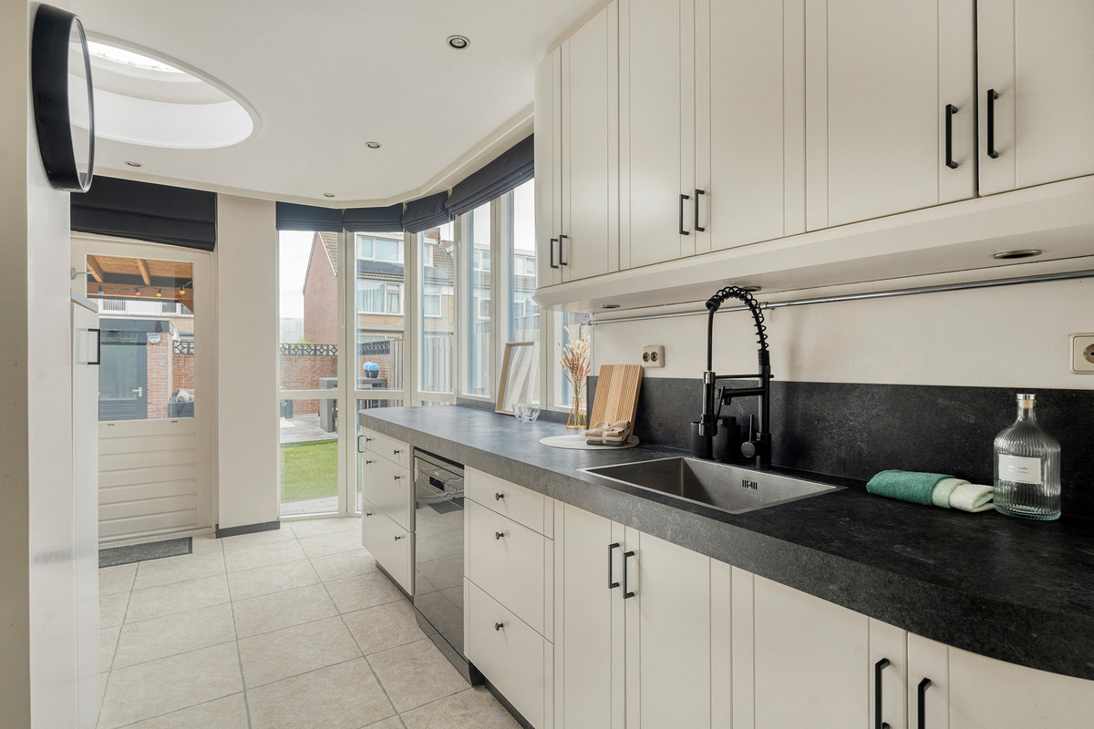 Hoekwoning te koop: Leliestraat 18, Katwijk (Zh)