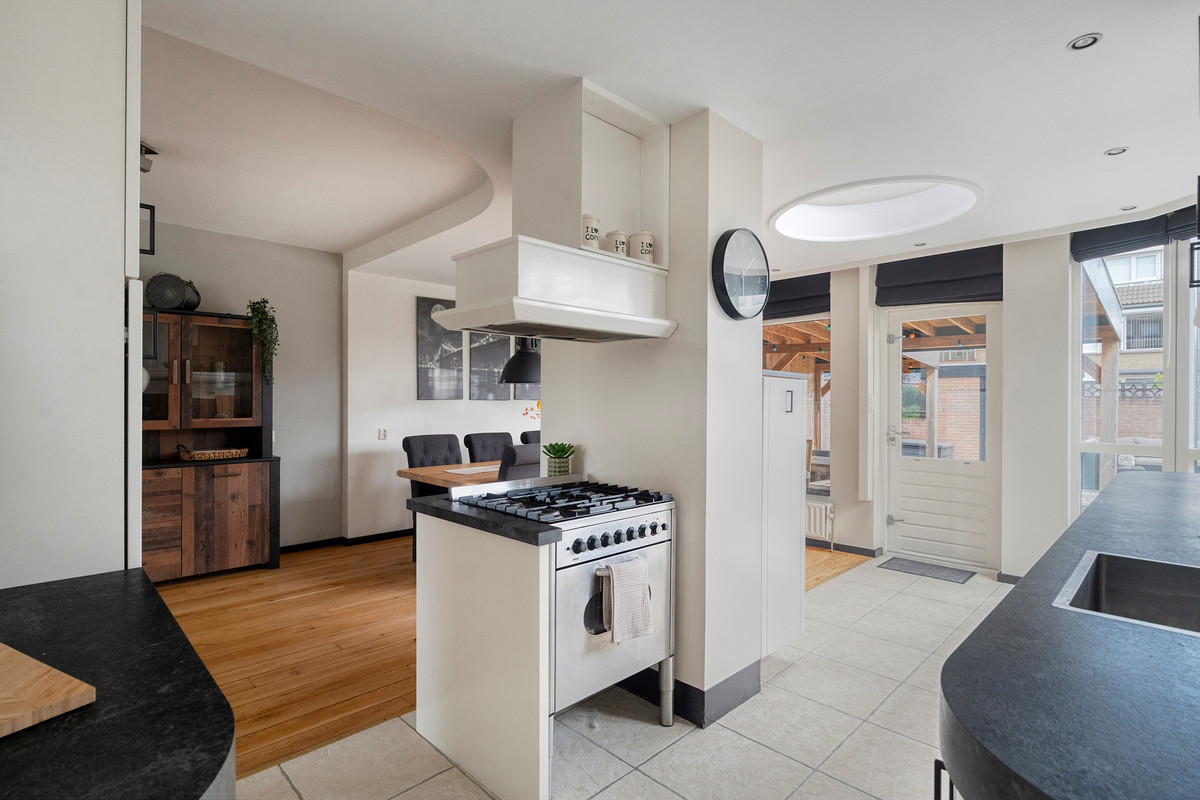 Hoekwoning te koop: Leliestraat 18, Katwijk (Zh)