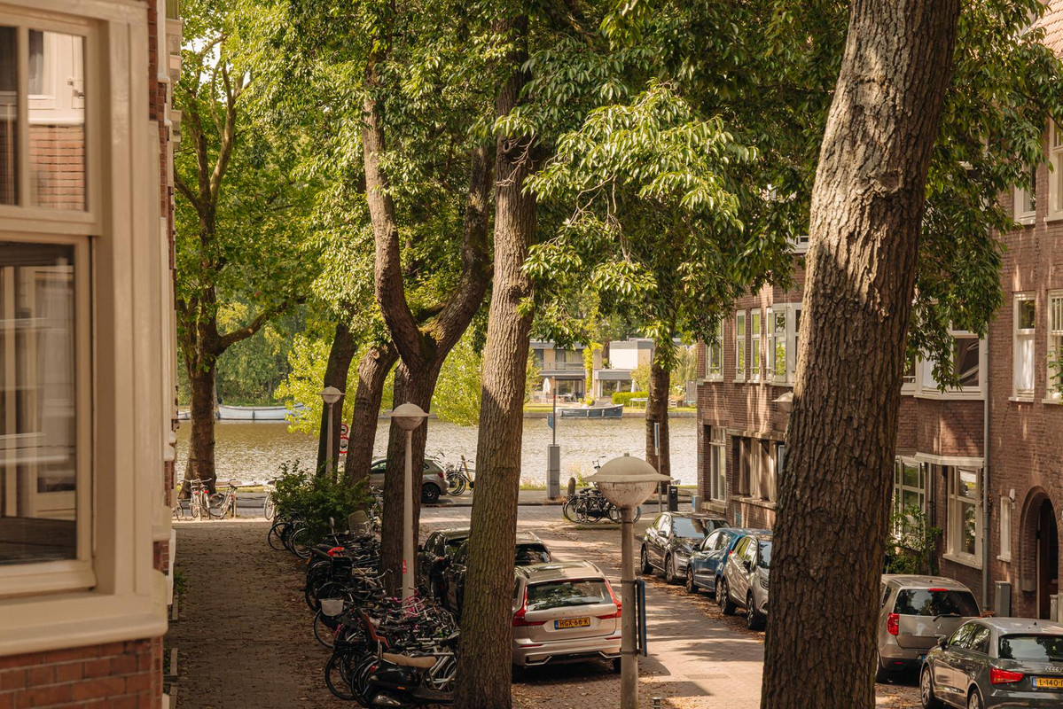 Appartement te koop: Bennebroekstraat 23-1, Amsterdam