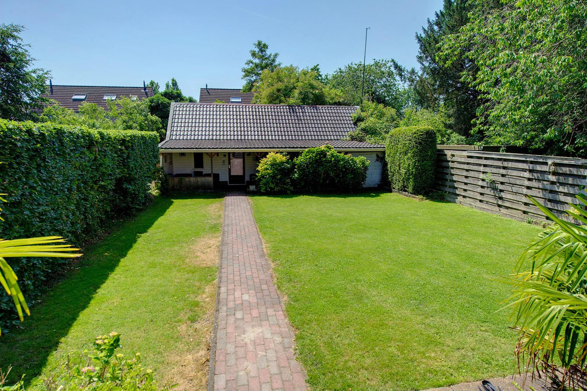 Twee-onder-één-kap te koop: Noorderstraat 160, Sappemeer