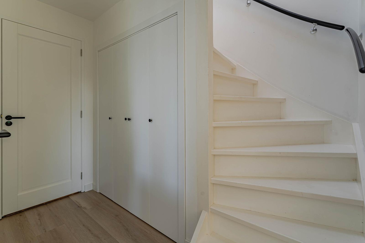 Tussenwoning te koop: Amalia van Solmslaan 16, Hazerswoude-Dorp