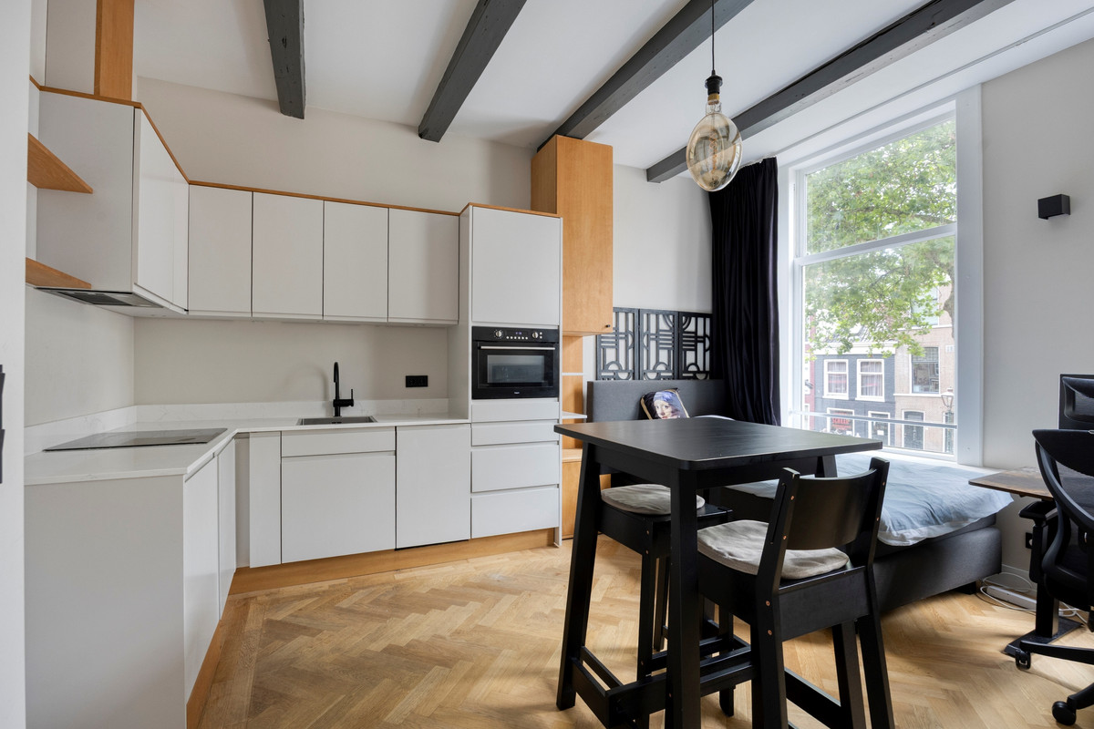 Studio te koop: Kabeljauwsteeg 2D, Leiden