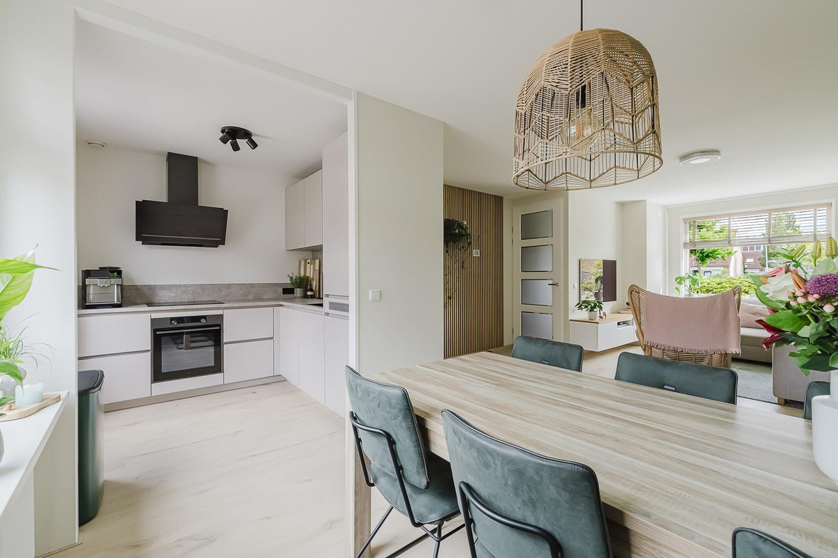 Tussenwoning te koop: Puttersbos 64, Hoofddorp