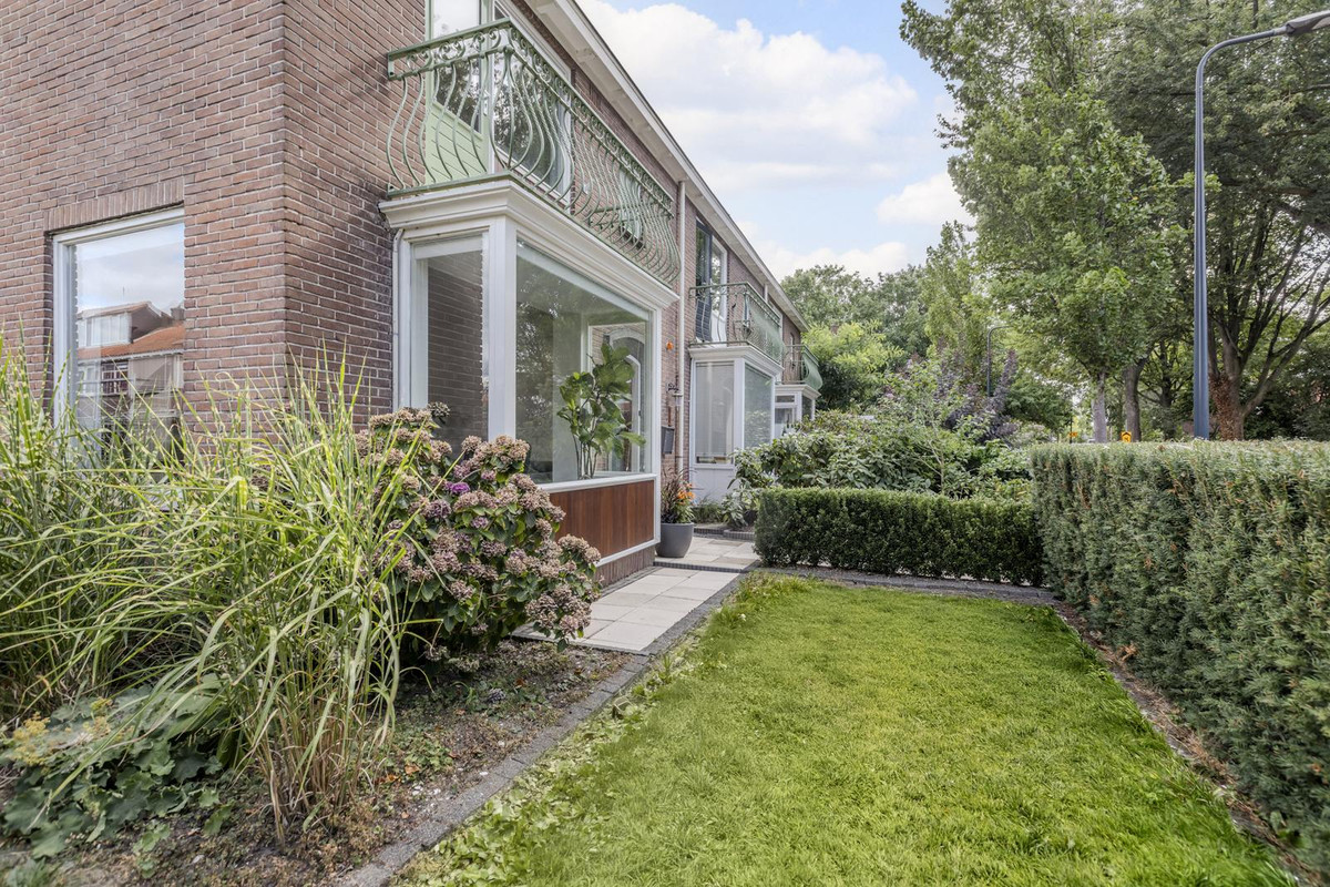 Hoekwoning te koop: Vijverlaan 15, Bodegraven