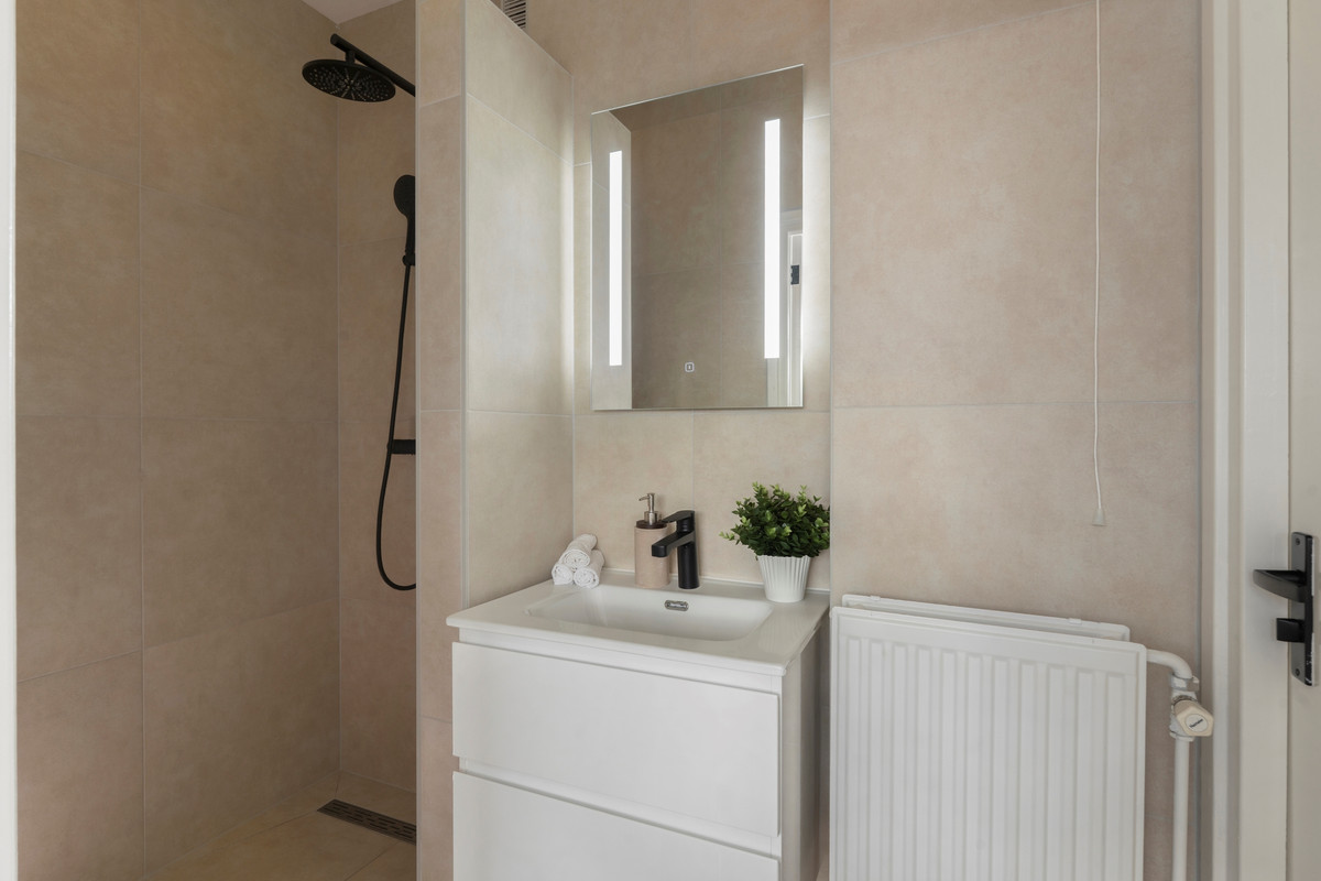 Appartement te koop: Van Beethovenlaan 43, Rotterdam