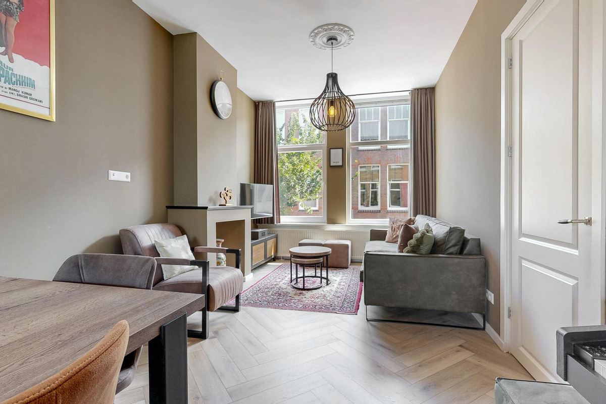 Appartement te koop: Govert Bidloostraat 78, 'S-Gravenhage
