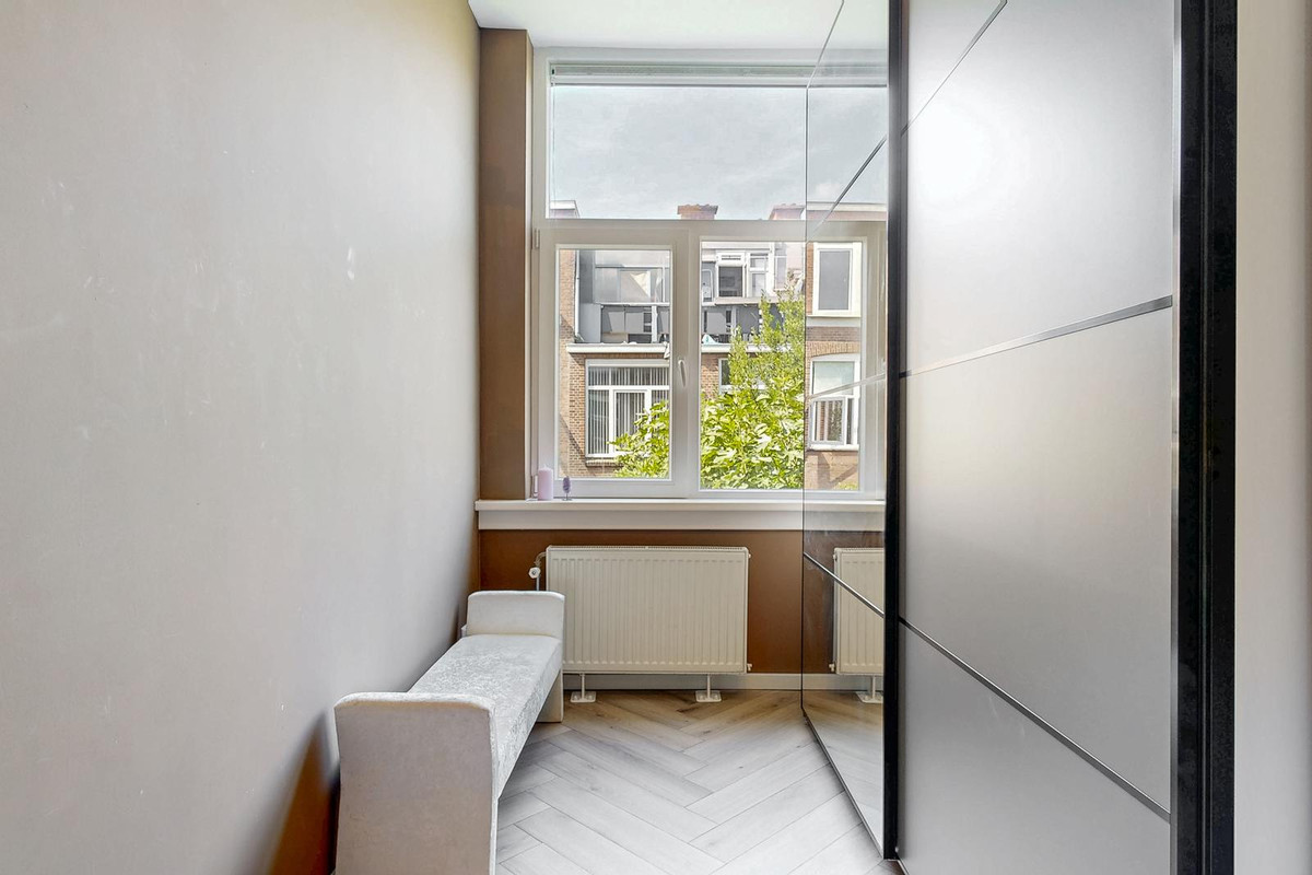 Appartement te koop: Govert Bidloostraat 78, 'S-Gravenhage