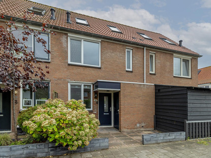 Vuurvlindertje erf 16