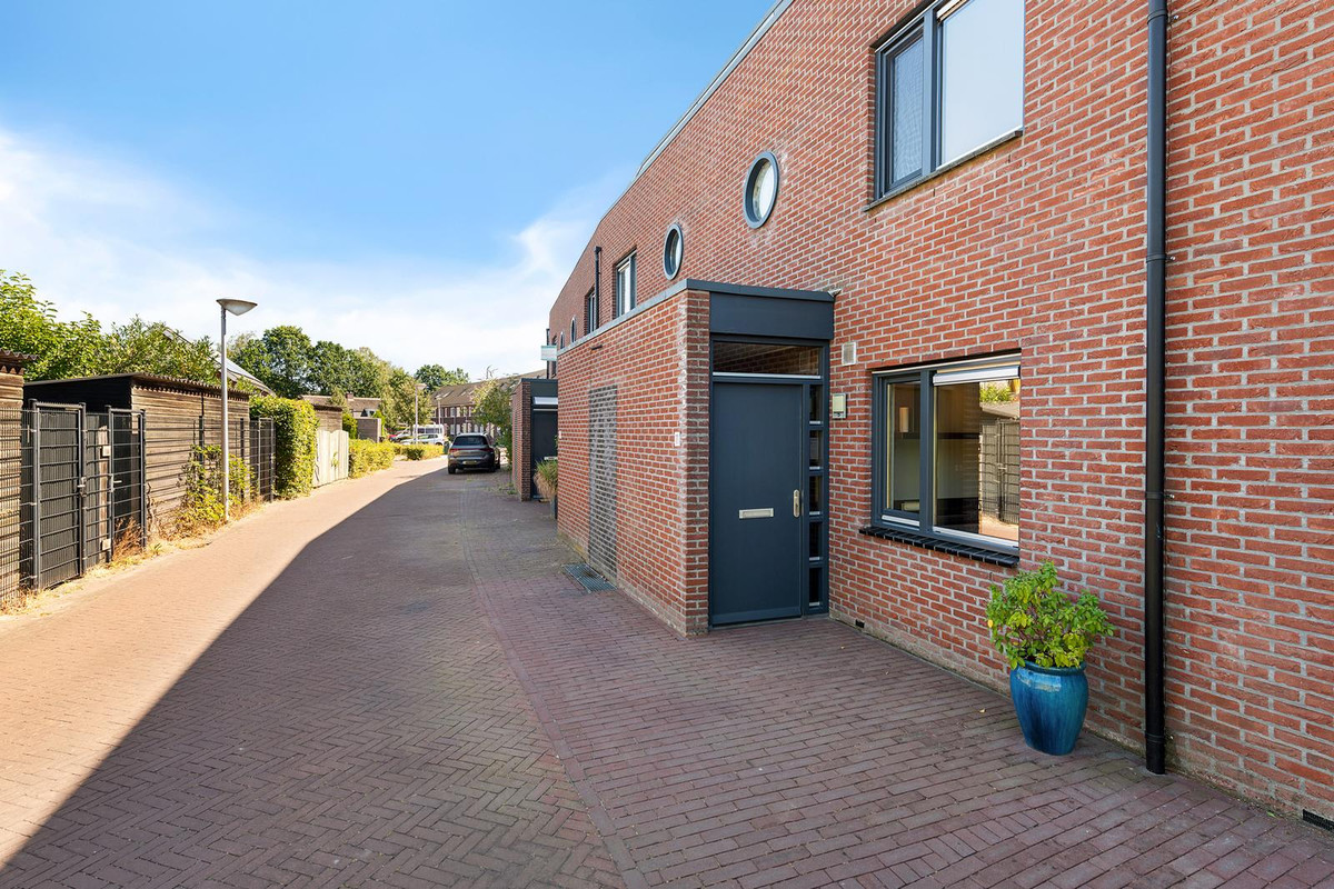 Tussenwoning te koop: Zonnegloren 11, Boxtel