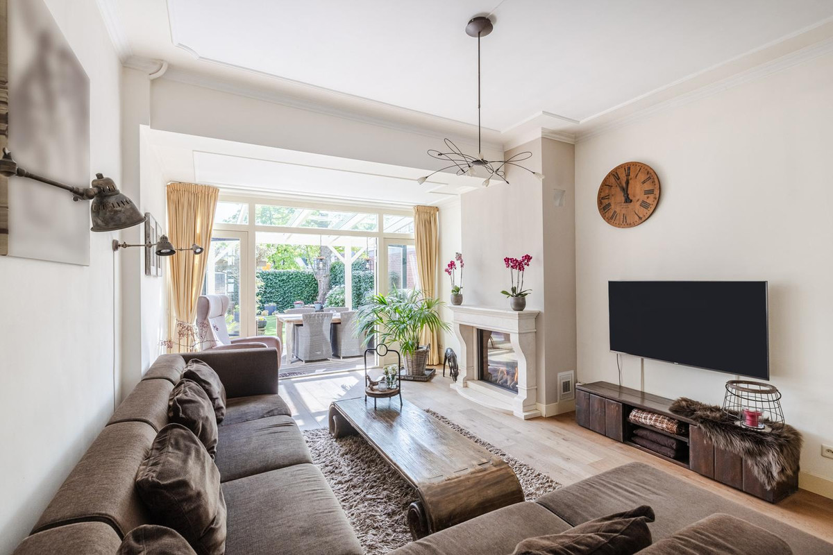 Hoekwoning te koop: Julianastraat 48, Bodegraven