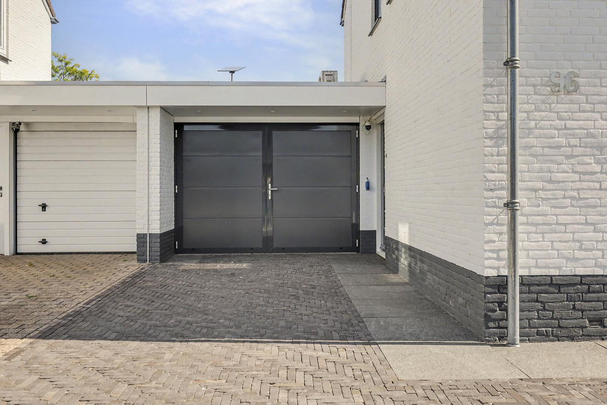 Tussenwoning te koop: Breeweg 96, Yerseke