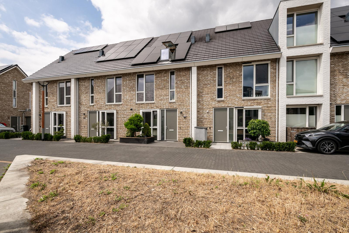 Tussenwoning te koop: Sleutelbloem 33, Berghem