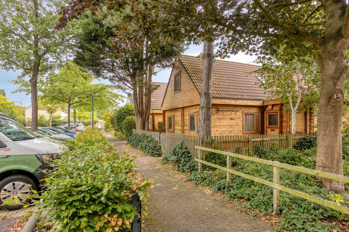 Tussenwoning te koop: Queridolaan 23, Oegstgeest
