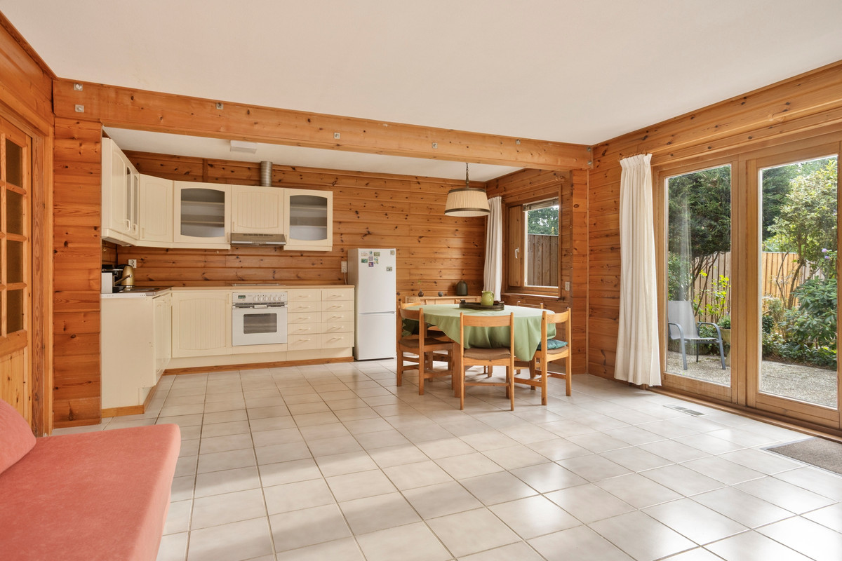 Tussenwoning te koop: Queridolaan 23, Oegstgeest