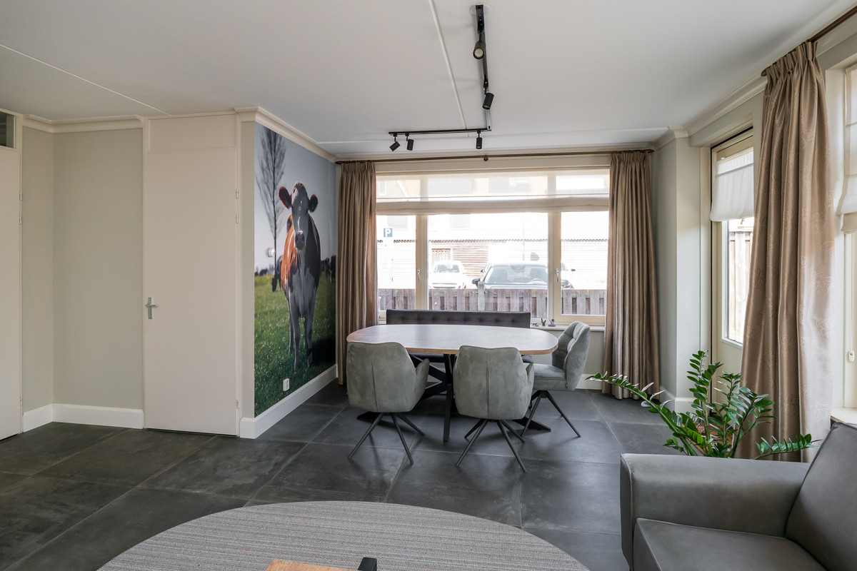 Hoekwoning te koop: Tuilseveldweg 2, Tuil