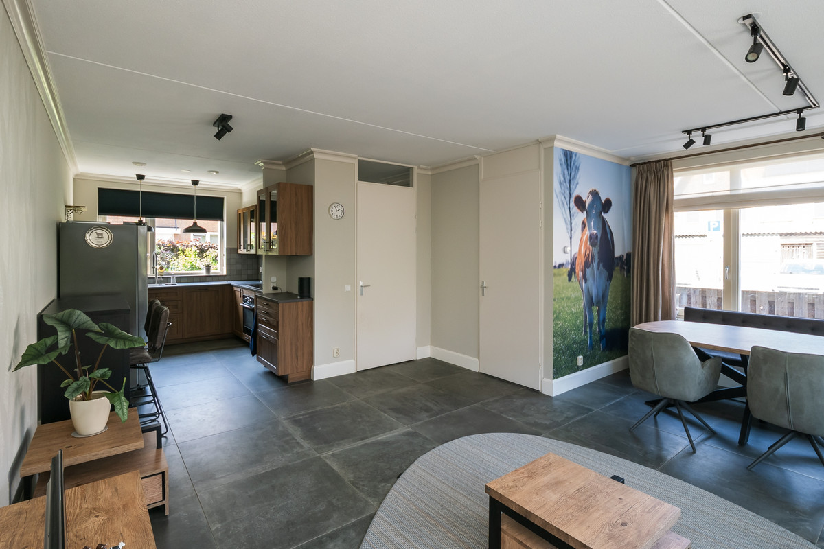 Hoekwoning te koop: Tuilseveldweg 2, Tuil
