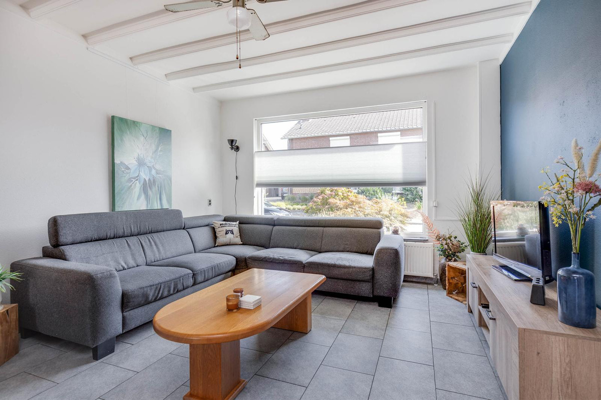Tussenwoning te koop: Dross Wilkinstraat 3, Elsloo