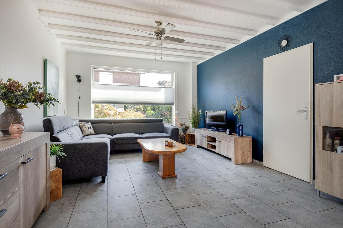 Tussenwoning te koop: Dross Wilkinstraat 3, Elsloo