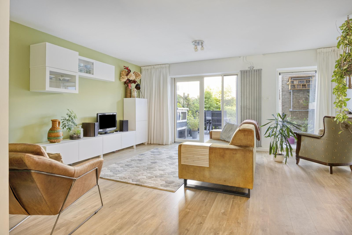 Tussenwoning te koop: Le Corbusierlijn 15, Zoetermeer