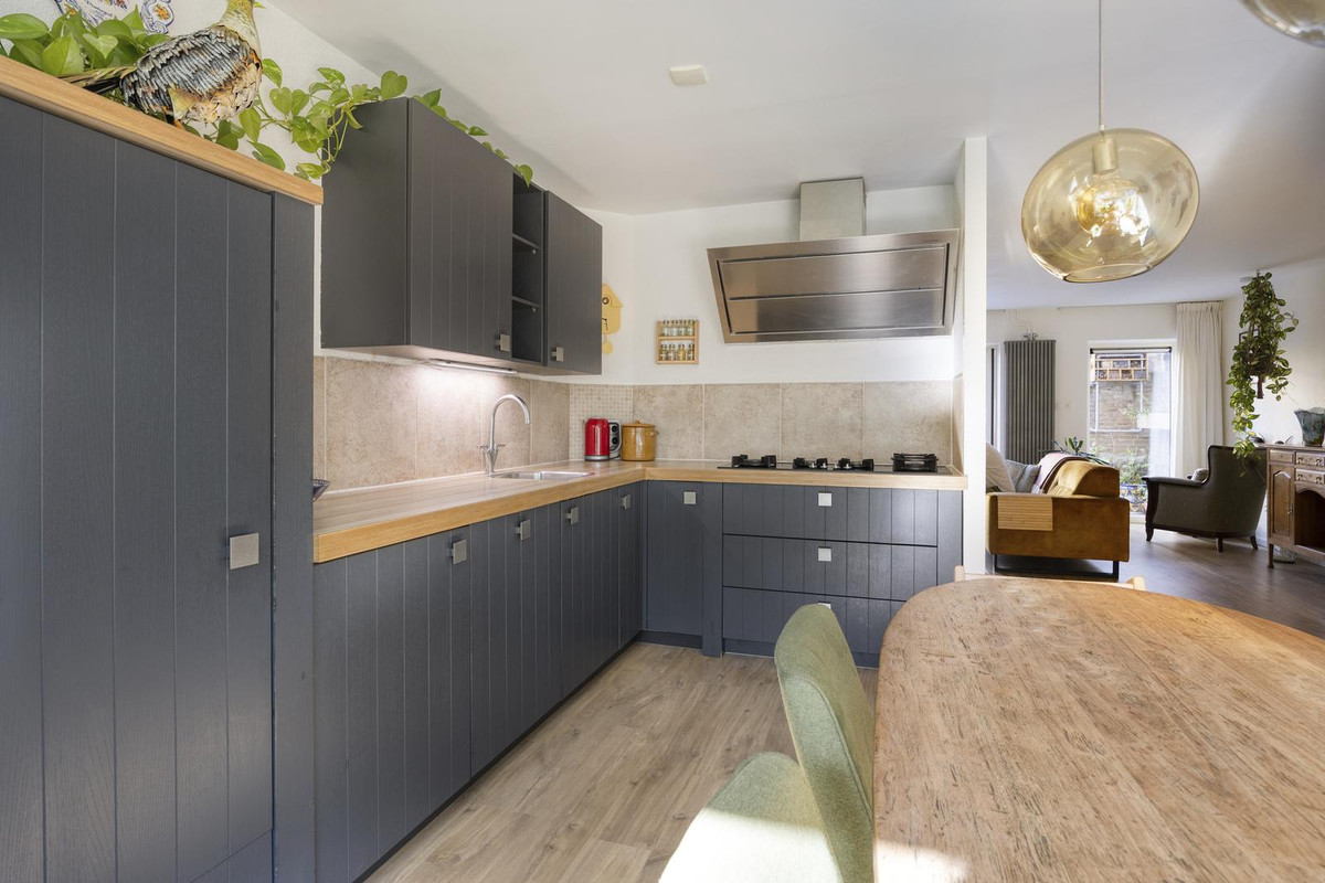 Tussenwoning te koop: Le Corbusierlijn 15, Zoetermeer