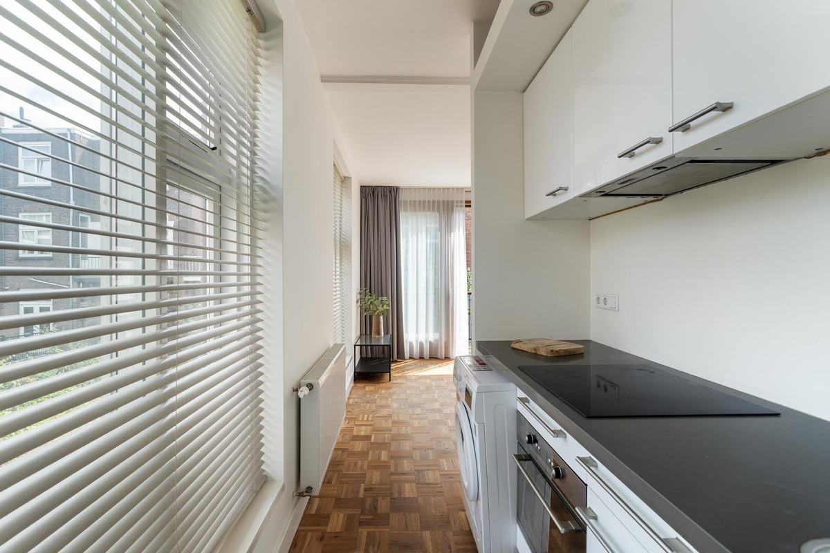 Studio te koop: Vredehofstraat 46AAL, Rotterdam