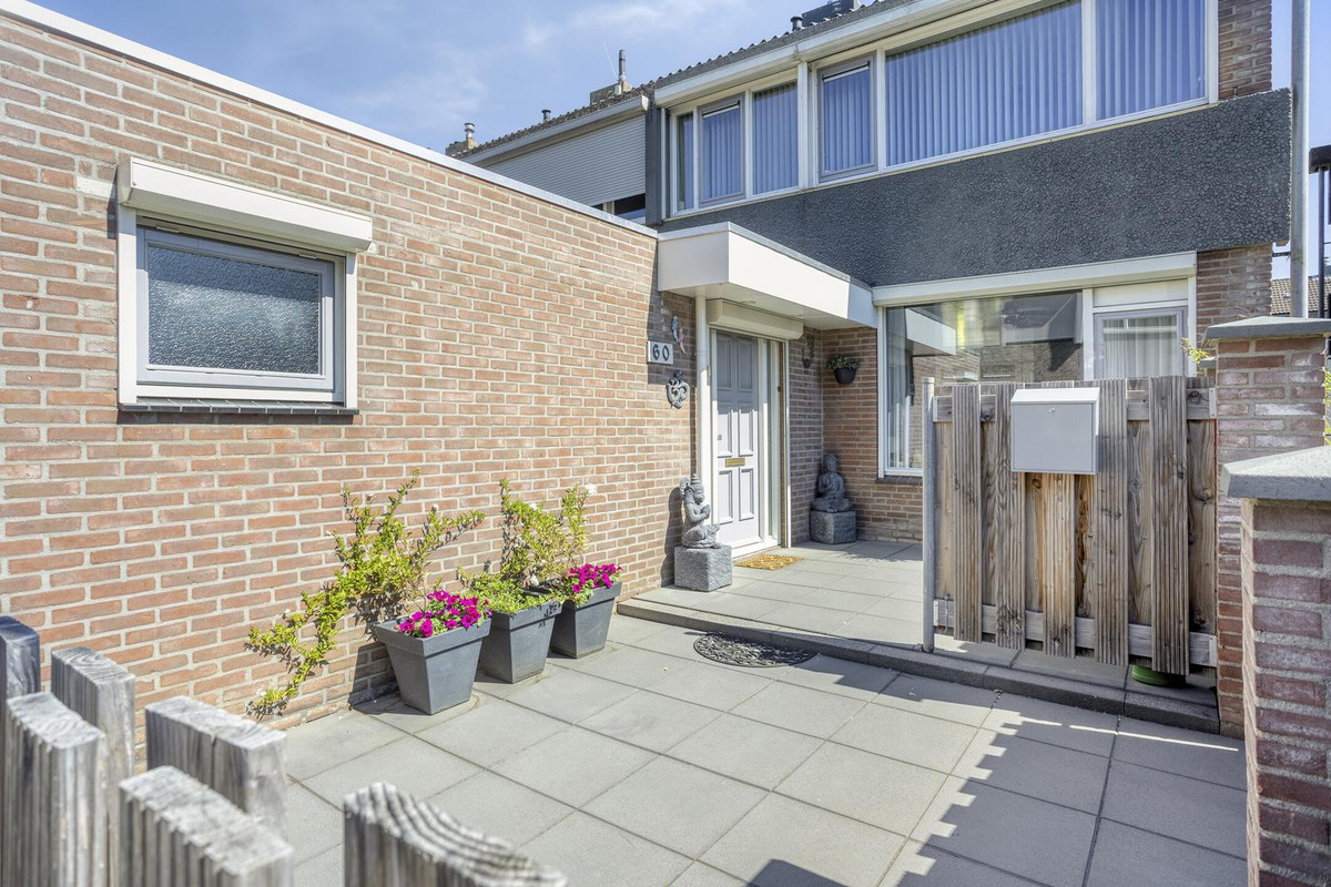 Hoekwoning te koop: Dasseburcht 60, Oss