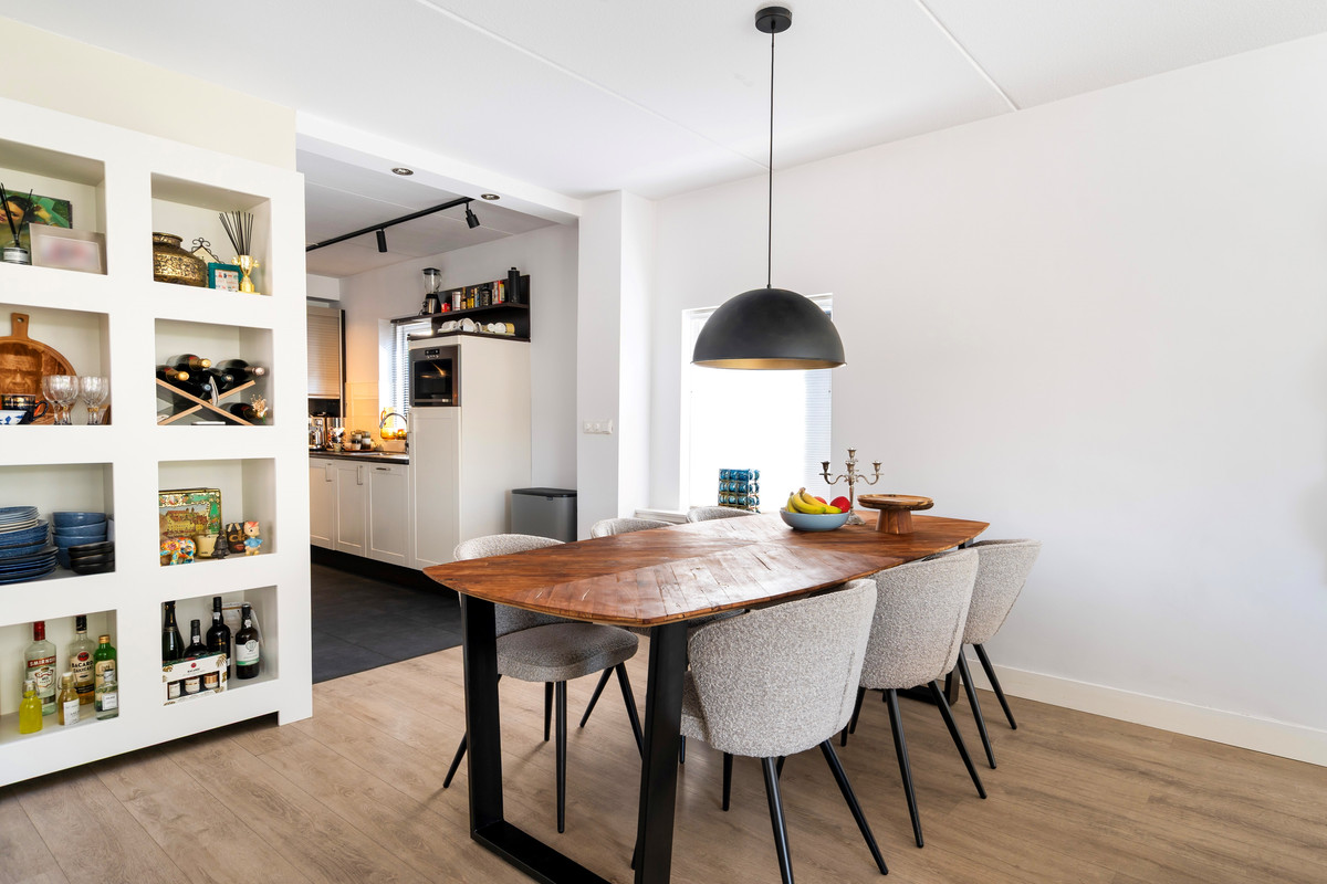 Twee-onder-één-kap te koop: Veneweg 114, Wanneperveen