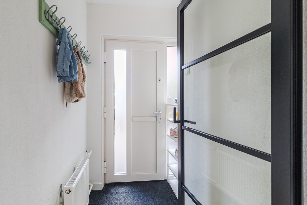 Tussenwoning te koop: Mozartlaan 100, Hazerswoude-Rijndijk