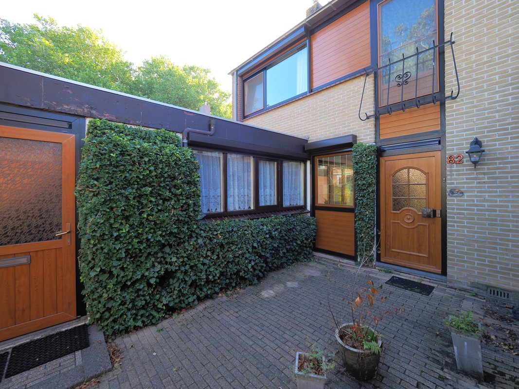 Tussenwoning te koop: De Savornin Lohmanlaan 82, Papendrecht