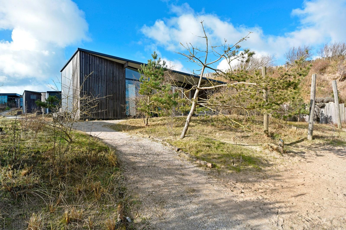 Vrijstaande woning te koop: Zeeweg 97R83, Overveen