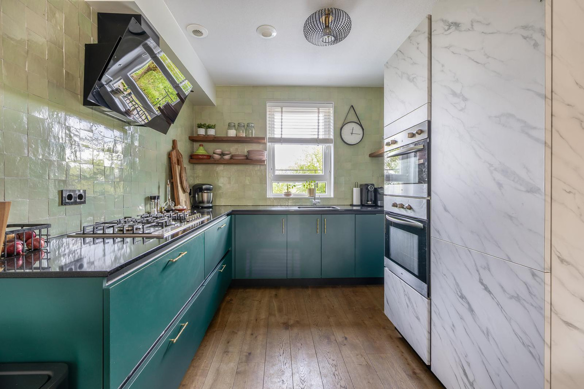 Tussenwoning te koop: Pinksterbloem 7, Hazerswoude-Dorp