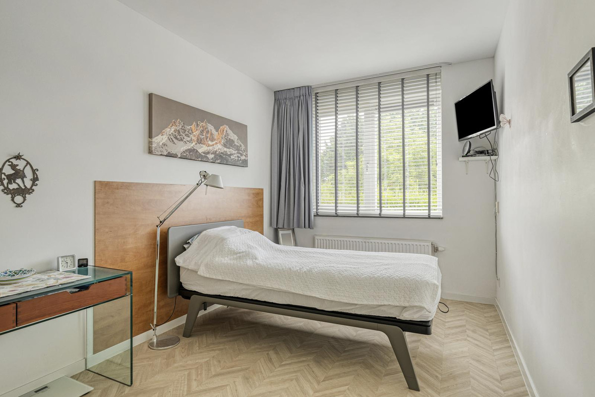 Tussenwoning te koop: De Meutelaer 23, Stellendam