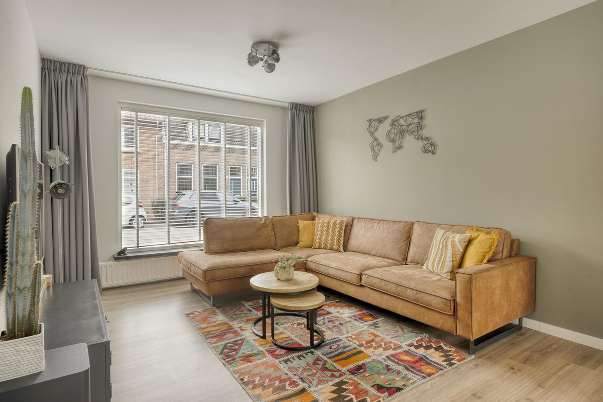 Hoekwoning te koop: Hendrik de Keijserstraat 83, Tilburg