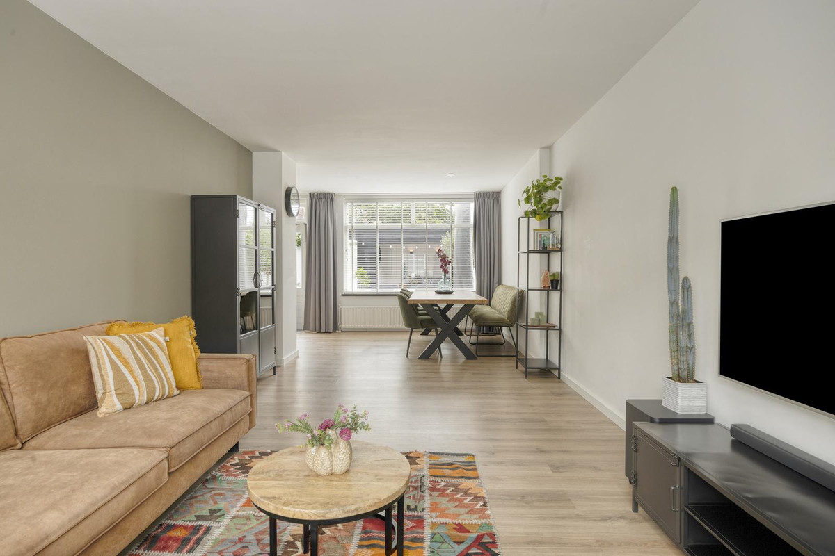 Hoekwoning te koop: Hendrik de Keijserstraat 83, Tilburg
