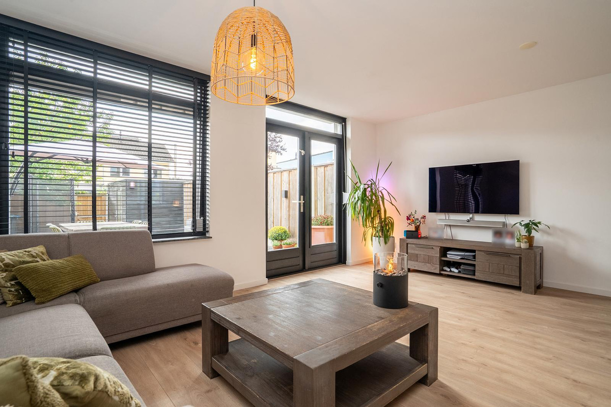 Tussenwoning te koop: Atalantalaan 13, Enschede