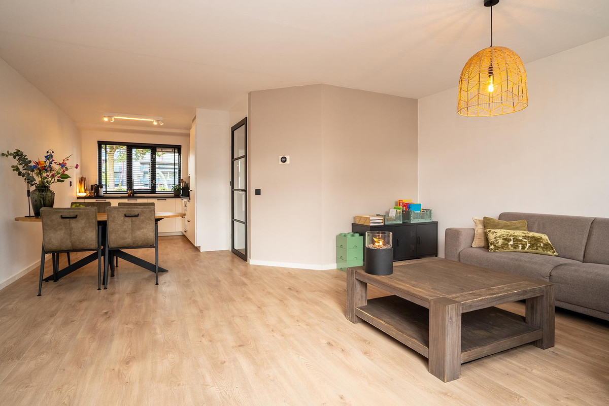 Tussenwoning te koop: Atalantalaan 13, Enschede