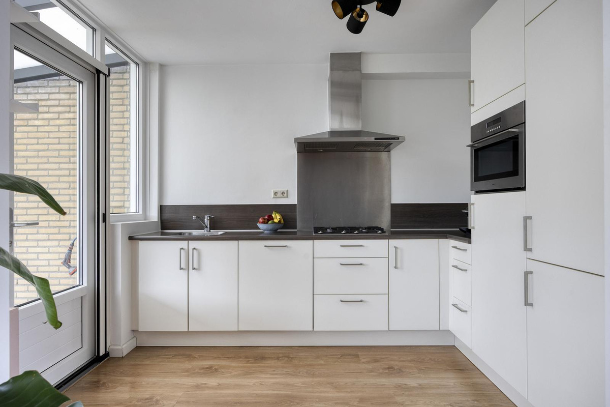 Tussenwoning te koop: Brederolaan 28, Etten-Leur