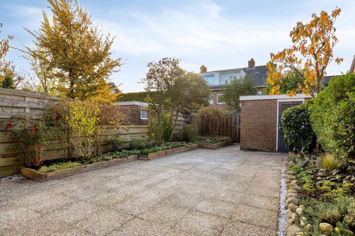 Tussenwoning te koop: Saturnusstraat 20, Aalsmeer