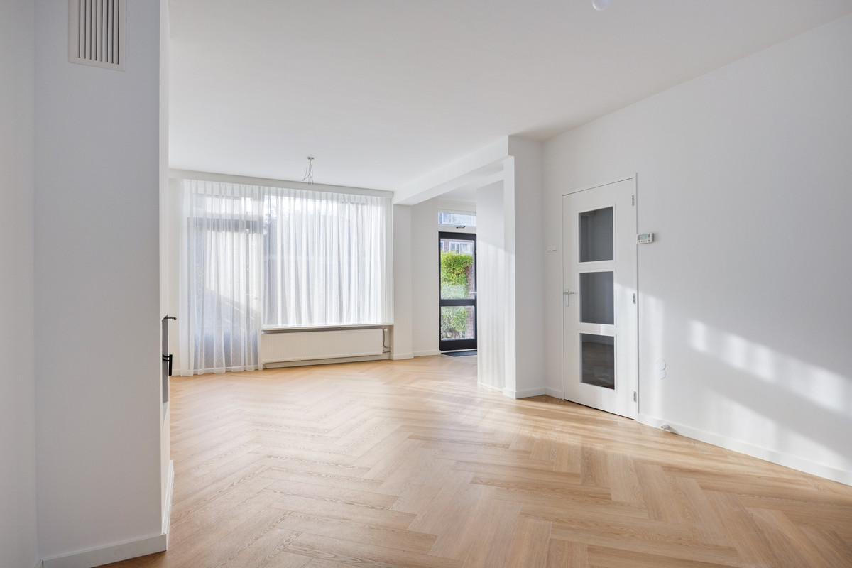 Tussenwoning te koop: Saturnusstraat 20, Aalsmeer