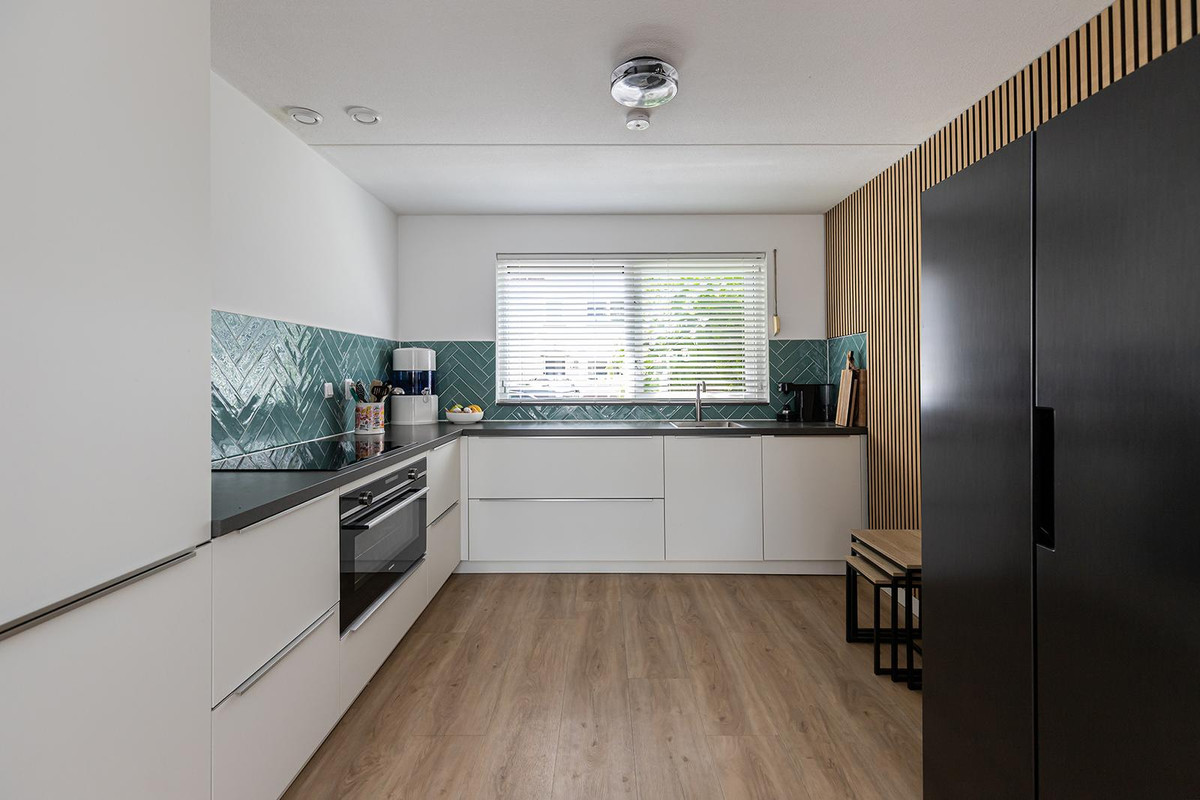 Tussenwoning te koop: 't Stort 14, Sliedrecht