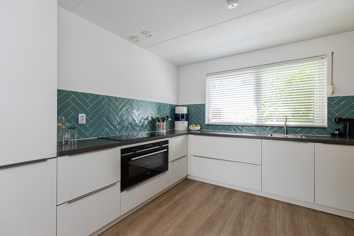 Tussenwoning te koop: 't Stort 14, Sliedrecht