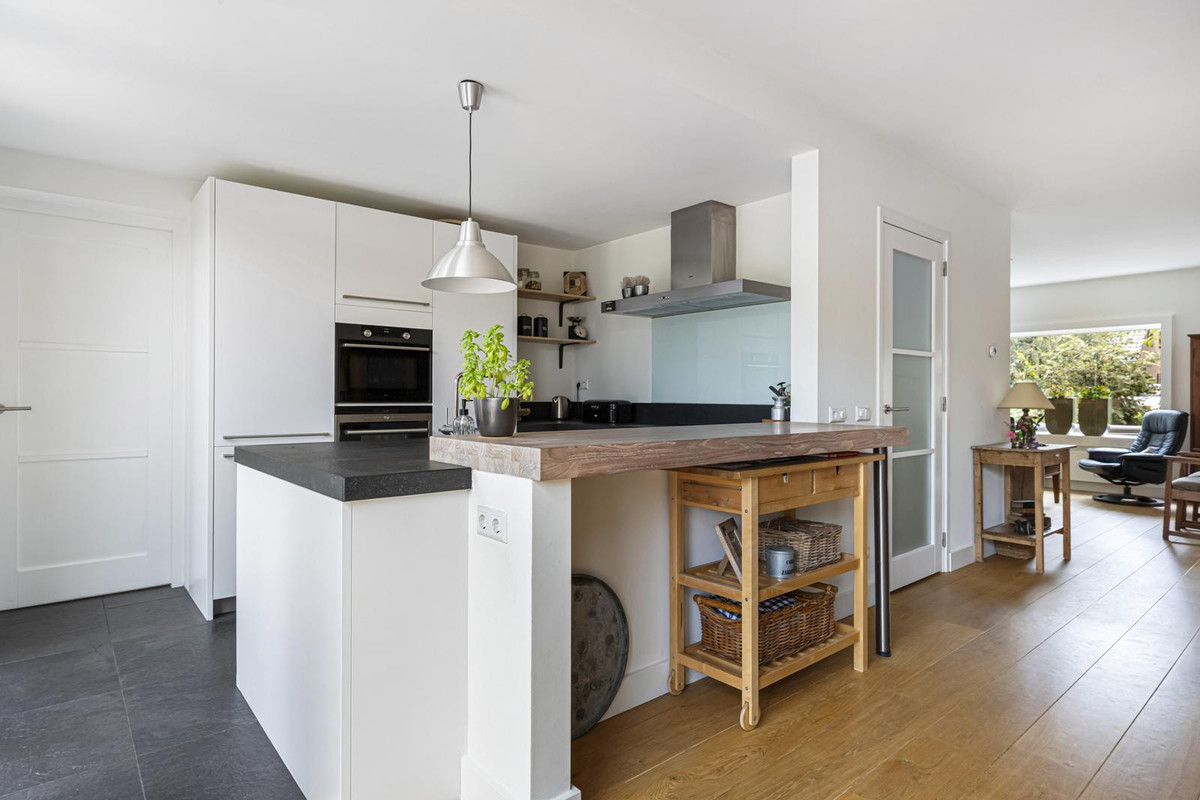 Hoekwoning te koop: Abel Tasmanlaan 8, Gouda