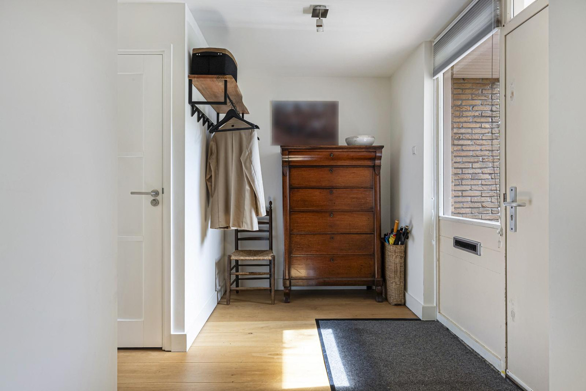 Hoekwoning te koop: Abel Tasmanlaan 8, Gouda