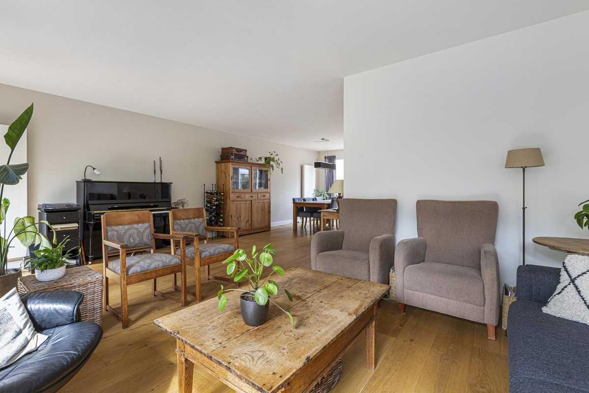 Hoekwoning te koop: Abel Tasmanlaan 8, Gouda