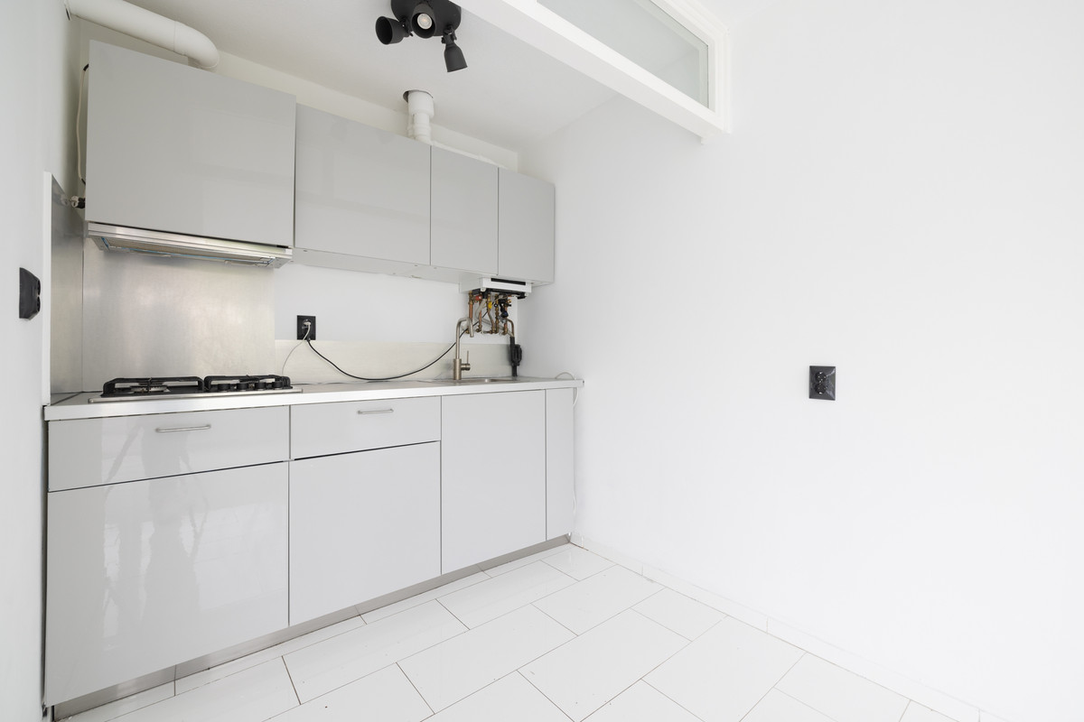 Studio te koop: Daniël Defoelaan 64, Amsterdam