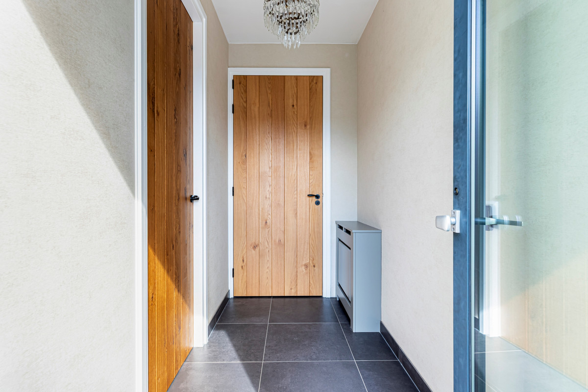 Hoekwoning te koop: Veluwemeer 132, Woerden