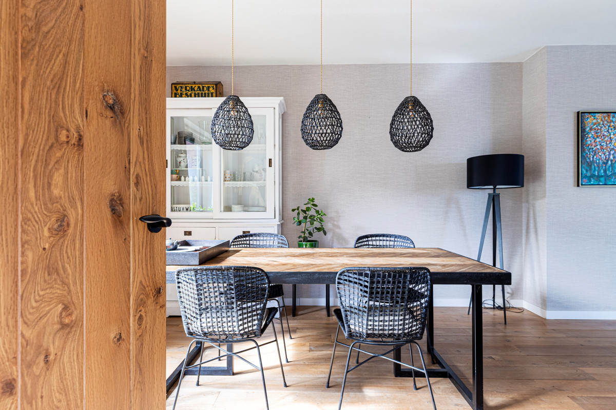 Hoekwoning te koop: Veluwemeer 132, Woerden