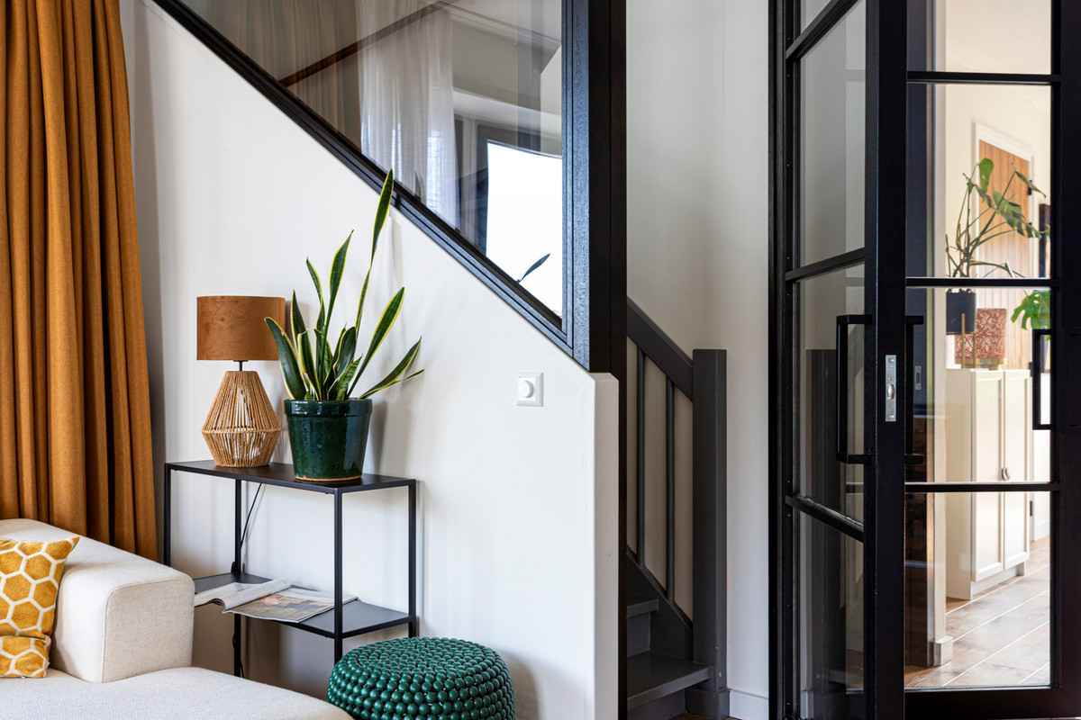 Hoekwoning te koop: Veluwemeer 132, Woerden